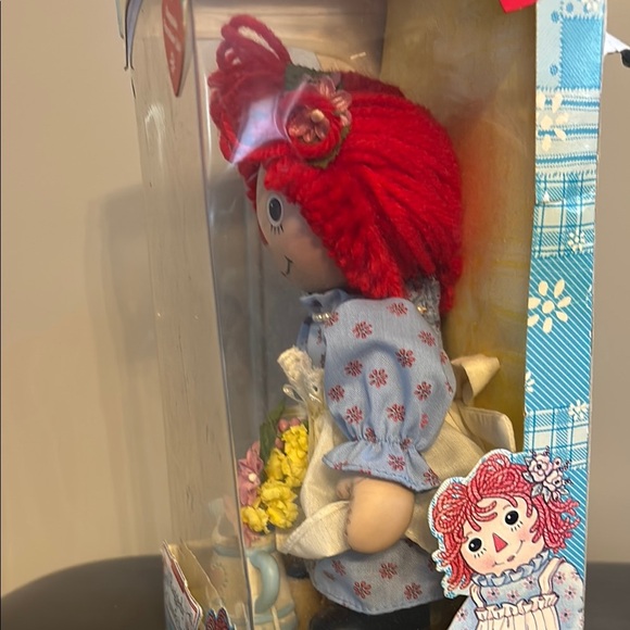 NIB Raggedy Ann Doll - Picture 2 of 5